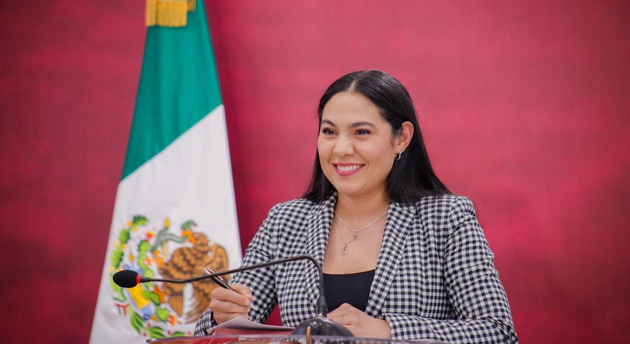 Indira anuncia corredor logístico carretero en Colima con una inversión de 15 MMDP